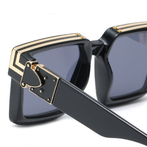 Louis Vuitton 1.1 Millionaires Sunglasses Black Acetate & Metal. Size E